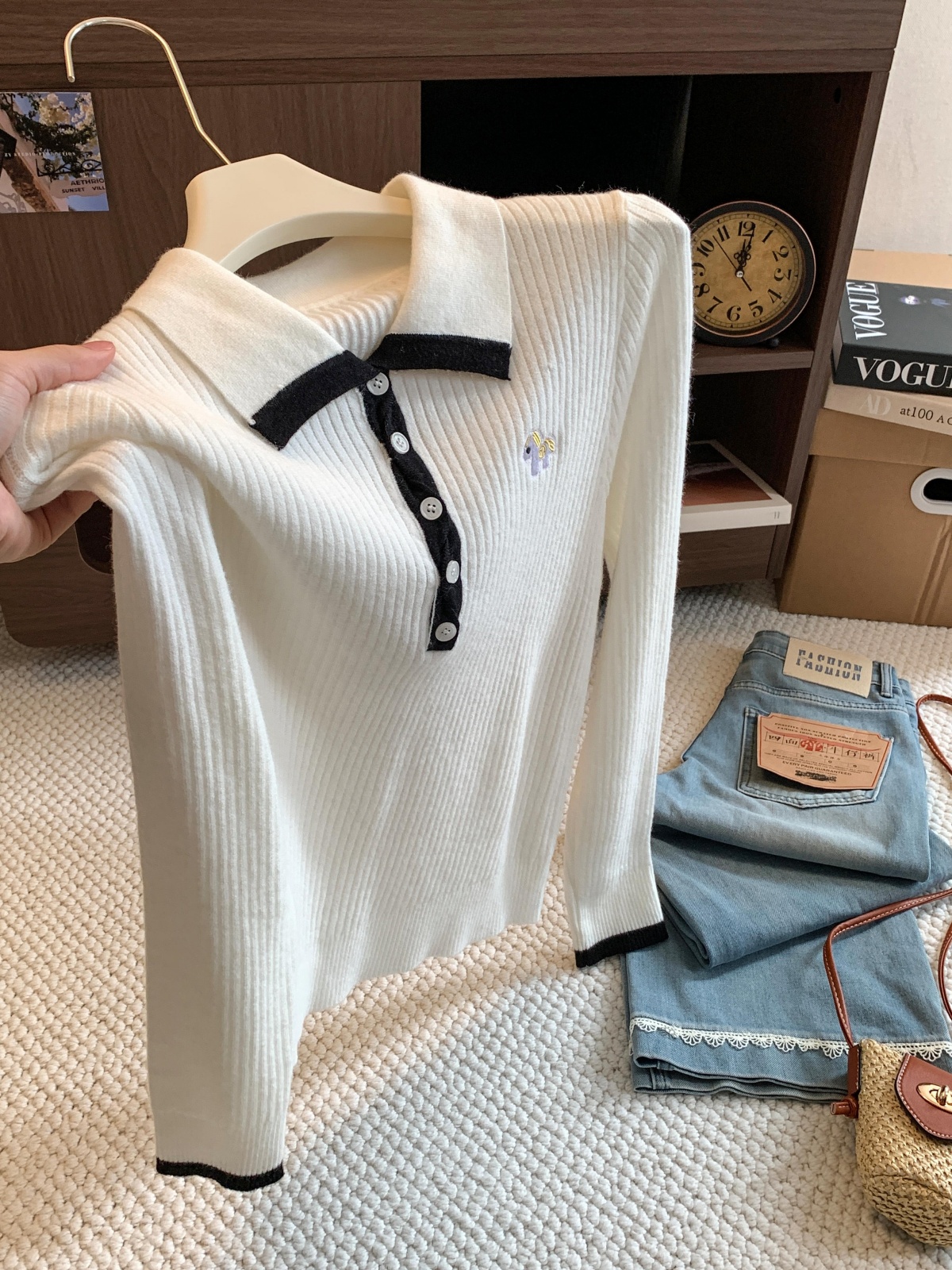 Embroidered Polo Neck Slim Fit Knit Top for Women Fall Winter New