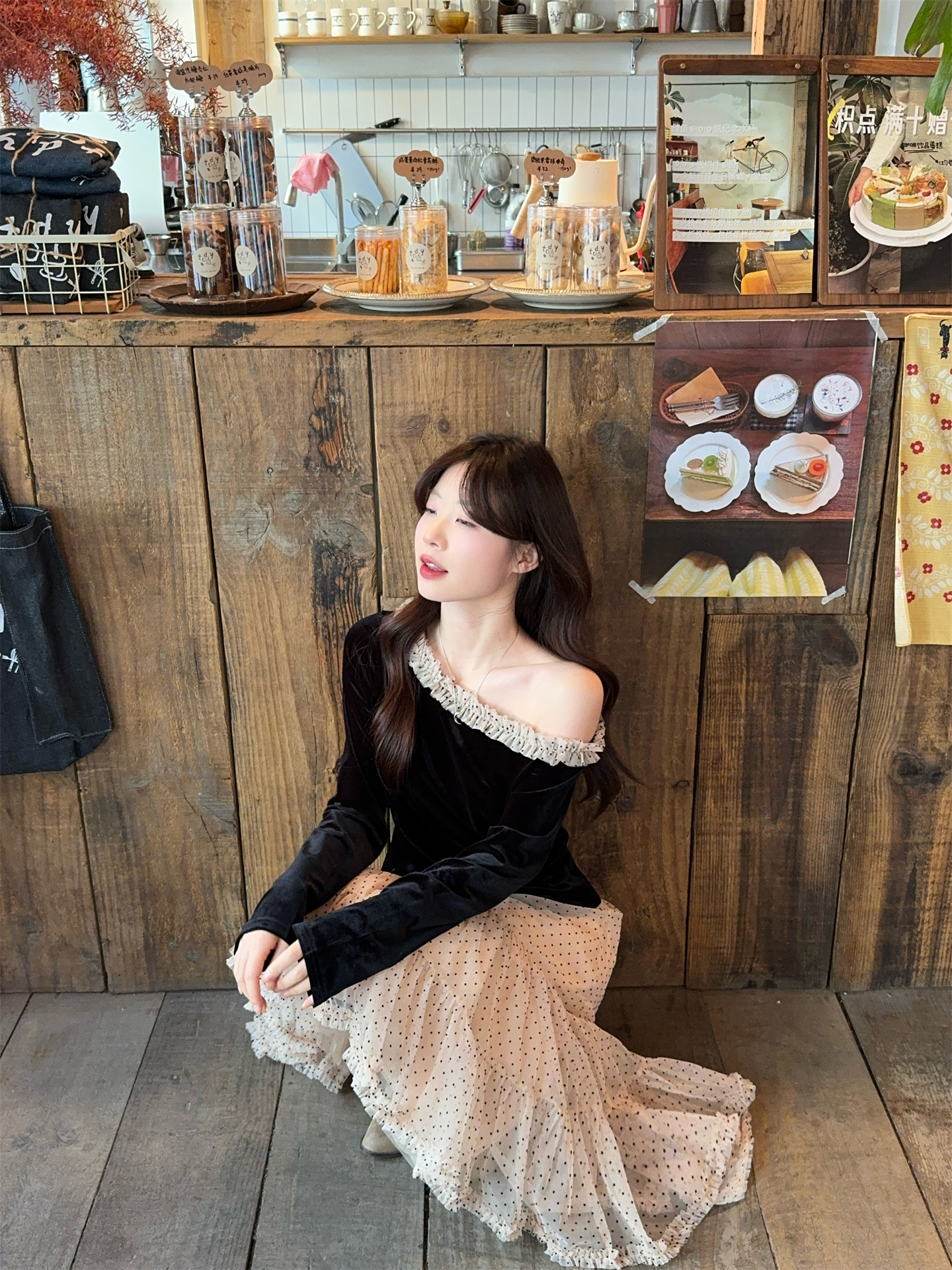 French Style Black Velvet One-Shoulder Shirt and Polka Dot Irregular Skirt Two-Piece Set - Image 2