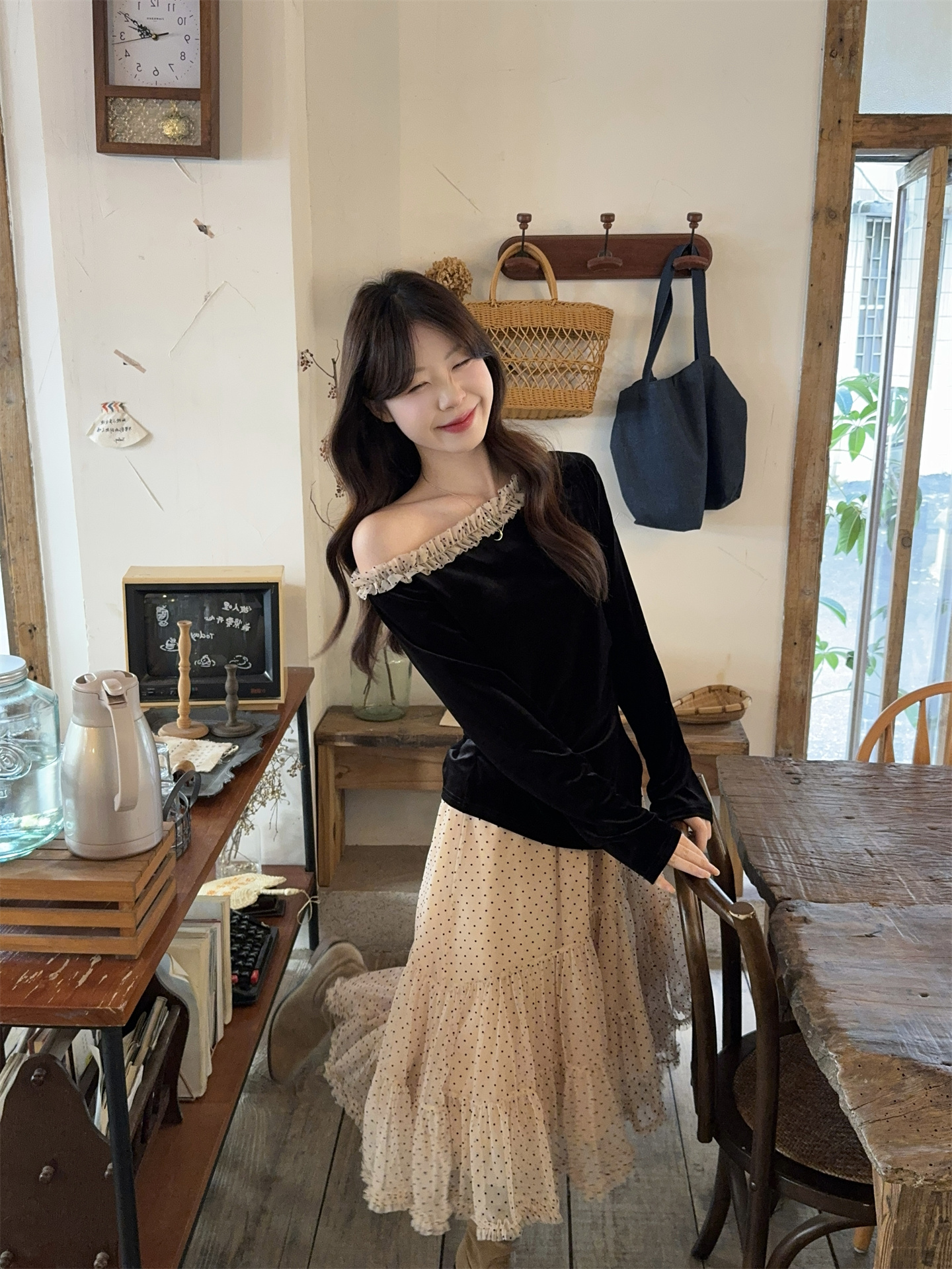 French Style Black Velvet One-Shoulder Shirt and Polka Dot Irregular Skirt Two-Piece Set - Image 4
